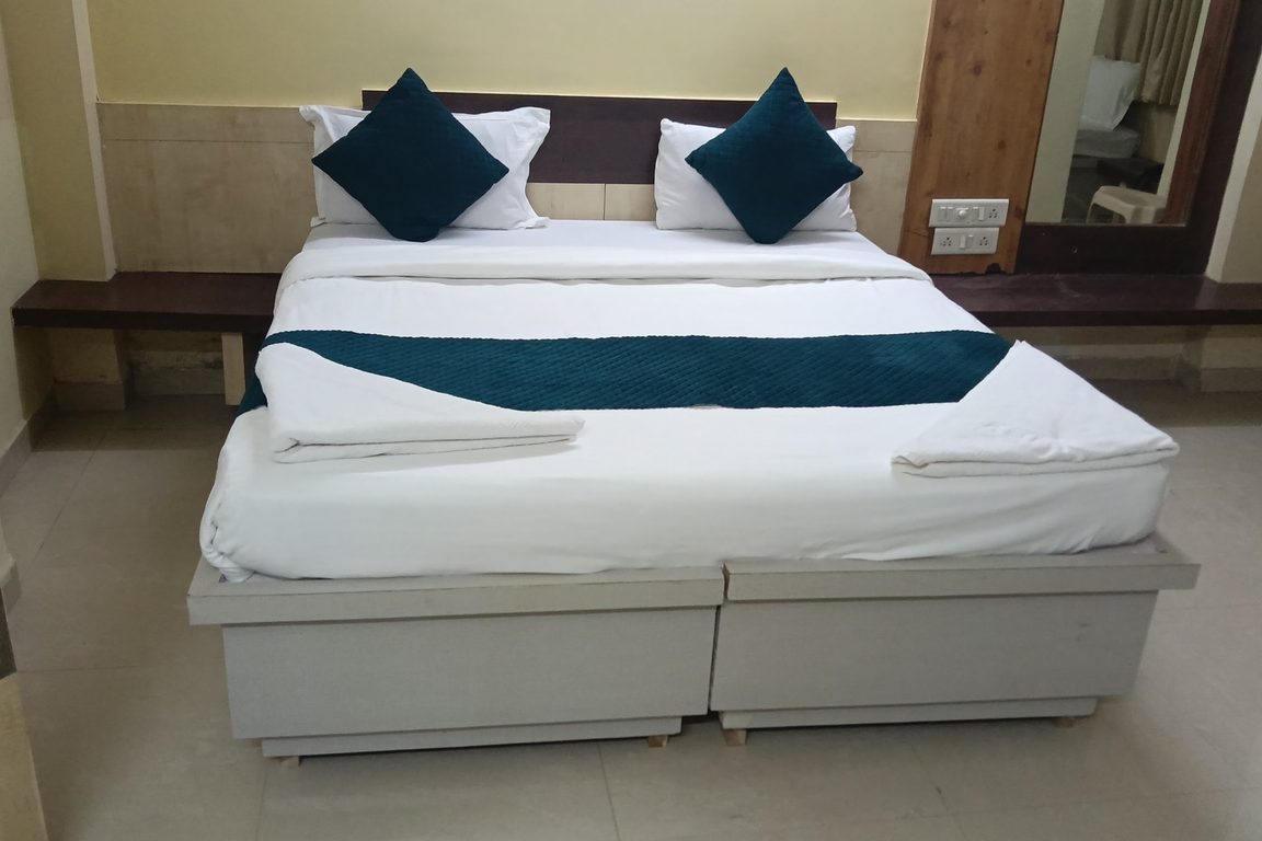Premium Deluxe Family Room, AC
